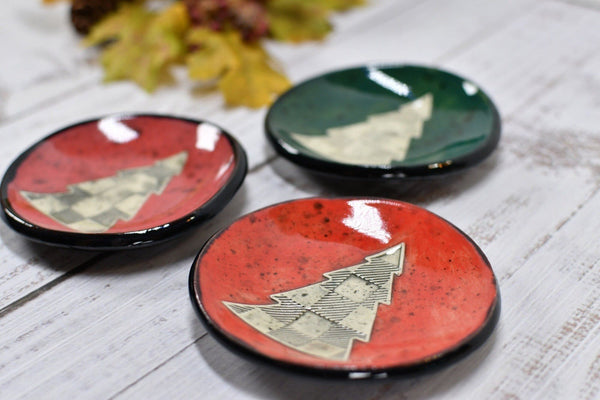 Christmas Tree Ceramic Small Spoon Rest, Buffalo Plaid Pattern Jewelry Trinket Dish, Handmade Pottery Hand Painted in Red, Green, & Black